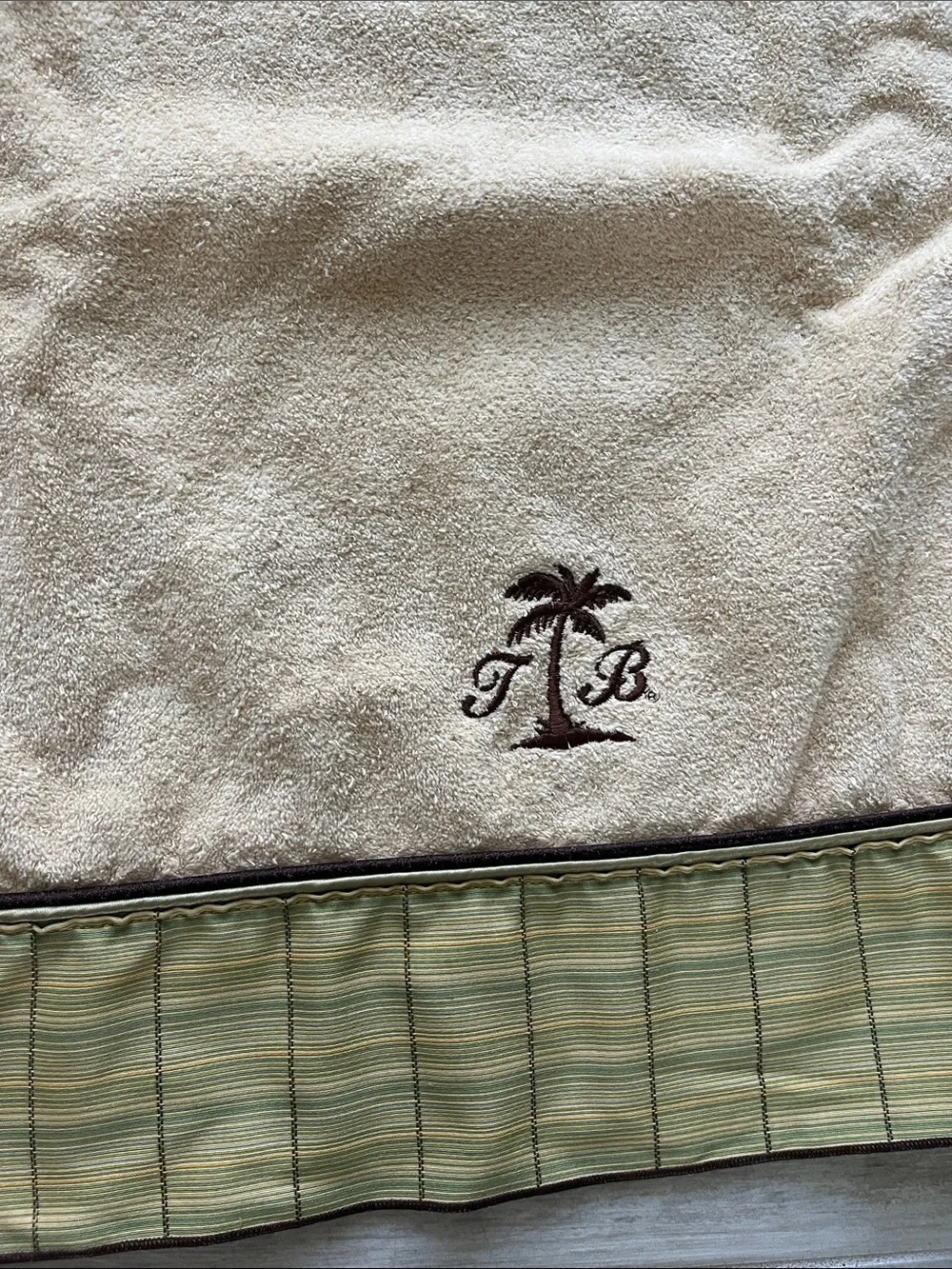 Tommy Bahama Home VTG embroidered monogram initials TB striped trim 100% cotton